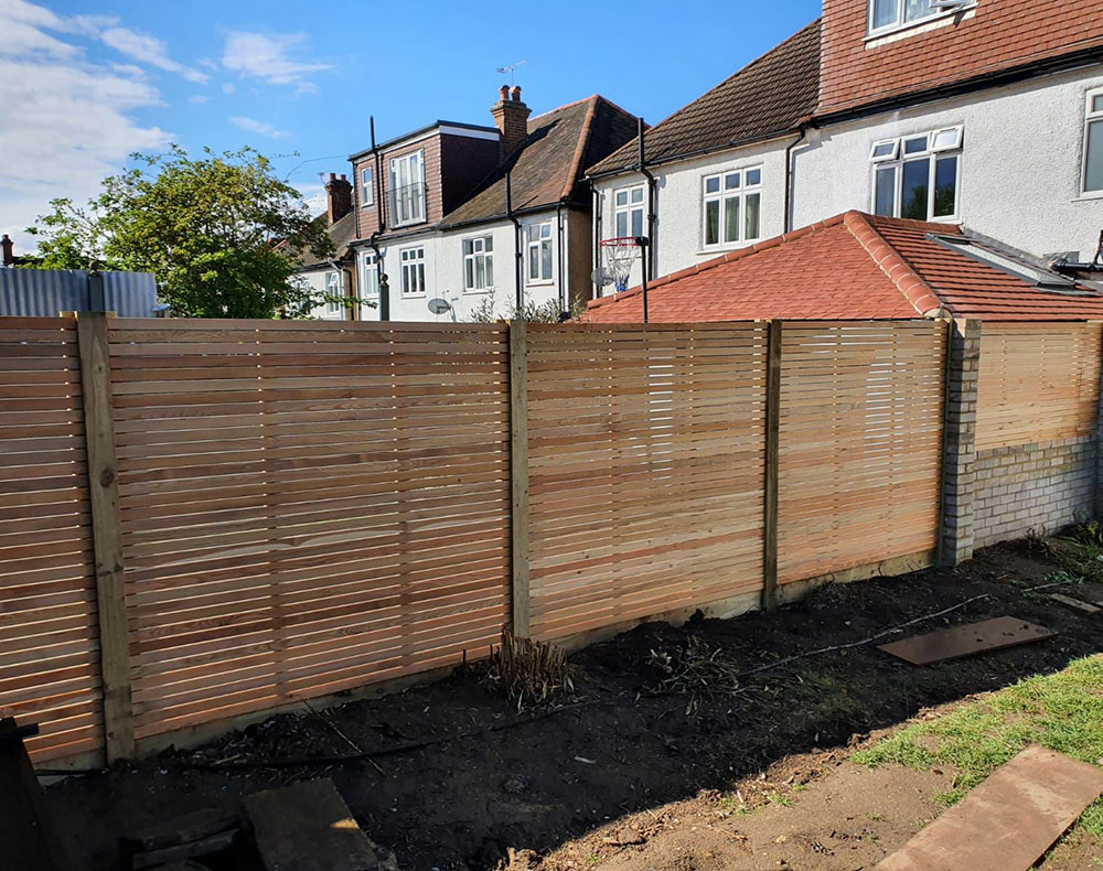 Fencing-company-in-Bromley-7